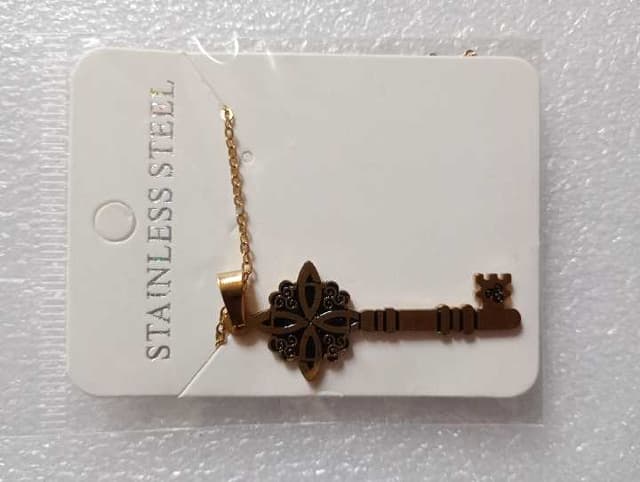 Collar llave nudo bruja